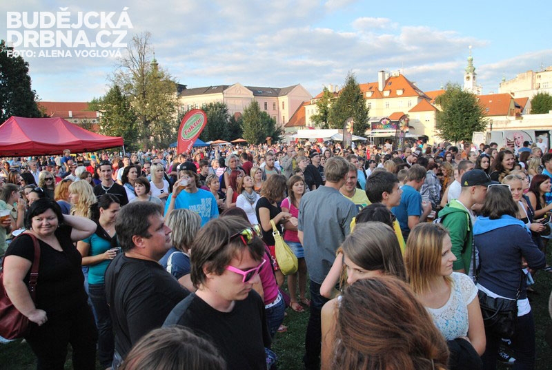 Na Pub Animals se Sokolský ostrov dost zaplnil
