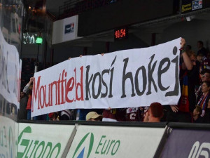 Prvním soupeřem Mountfieldu byla Sparta Praha