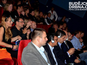 Václav Král, Arif Sulakson Gwilym Sicobo, James Mancham, Steve Lichtag a Jindřich Soukal