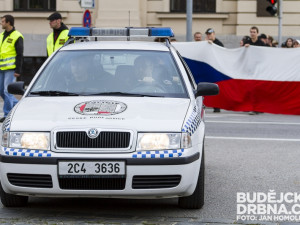 Ulicemi Budějc prošel další protestní pochod