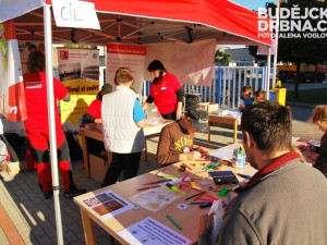 Po areále bylo několik stanovišť s úkoly pro děti