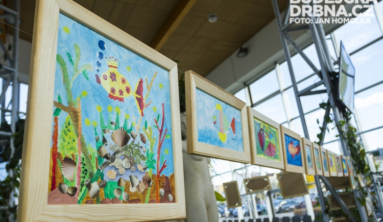 Zahájení výstavy obrazů dětských pacientů