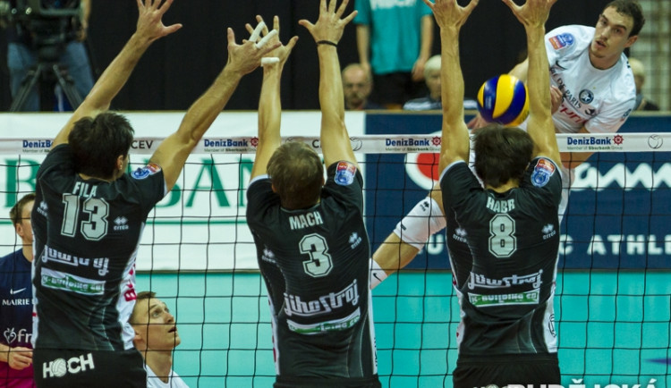 VK Jihostroj České Budějovice - Paris Volley 1:3