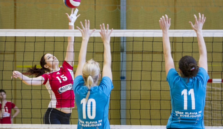 VŠSK PF Slávia České Budějovice - VK Madeta České Budějovice 0:3