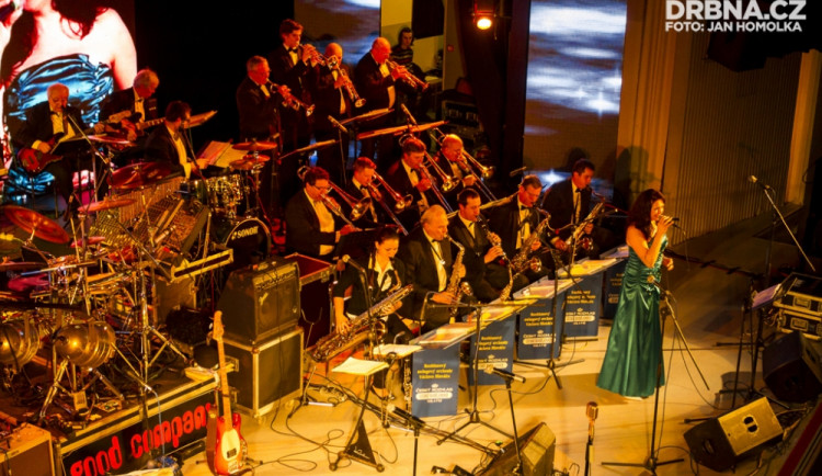 Velký mediální ples v DK Metropol