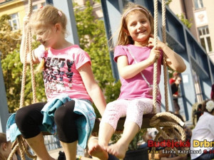 Piknik na Zlatém mostě při Budějovickém Majálesu