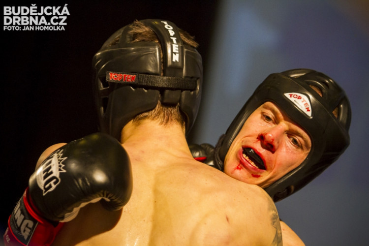 Otevřené mistrovství České republiky v MMA a Muay Thai
