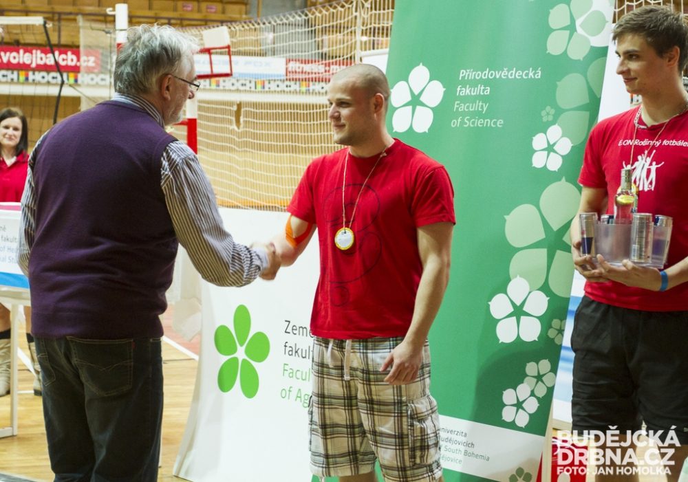 Volejbalový marathon o pohár rektora 2014