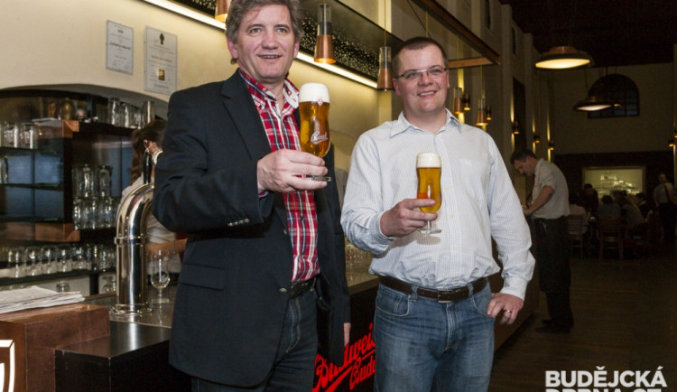 Ochutnávka nového piva BUD Premier Select nefiltrovaný Limited Edition