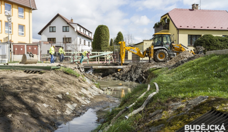 Rekonstrukce mostu v Hlinsku