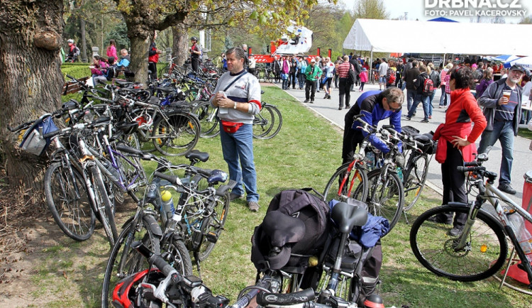 Zahájení cykloturistické sezony u temelínské elektrárny