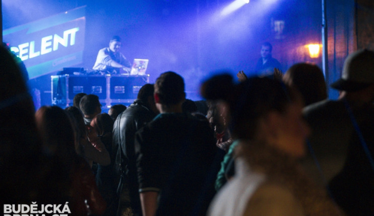 Třetí ročník Light show v Budějcích