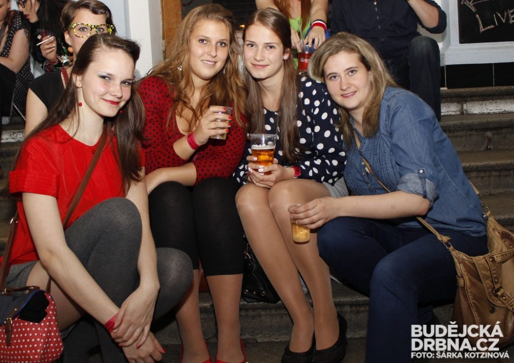 Třináctá Retroparty v Kulturním domě Slavie