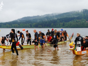 Adrenalin ze závodů zaháněl pocit chladu