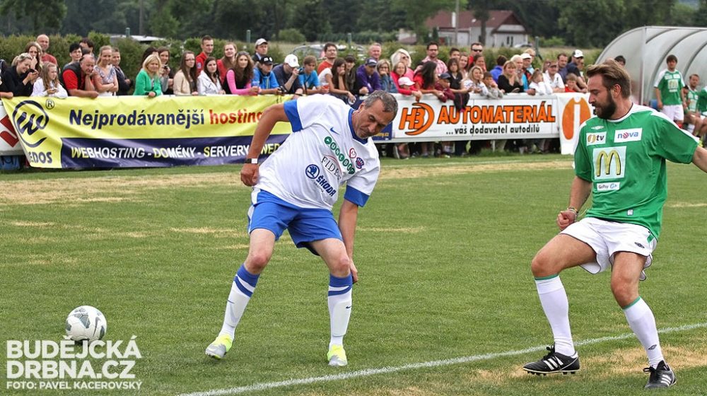 Fotbalová exhibice hvězd v Roudném