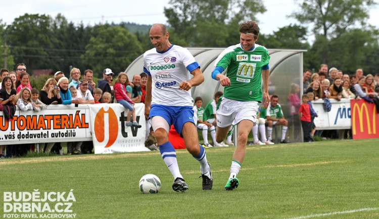 Fotbalová exhibice hvězd v Roudném