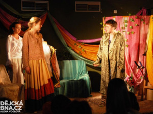Divadlo se hrálo v Horké Vaně