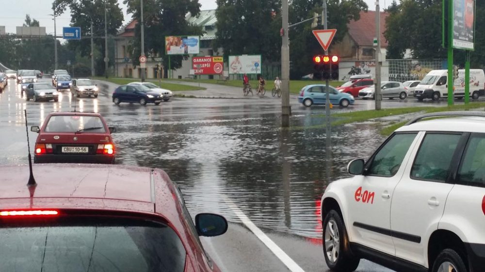 Křižovatka u Výstaviště. Foto Jarda Hrubý
