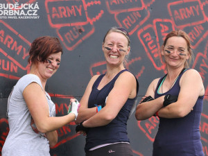 Extrémní překážkový běh Army run