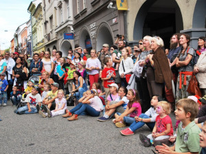 Děti při vystoupení TeTy ani nedutaly