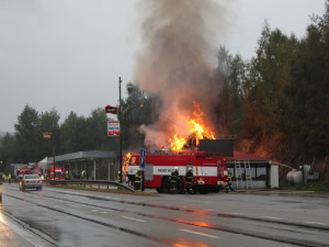 Požár opuštěného motorestu u Dolního Dvořiště