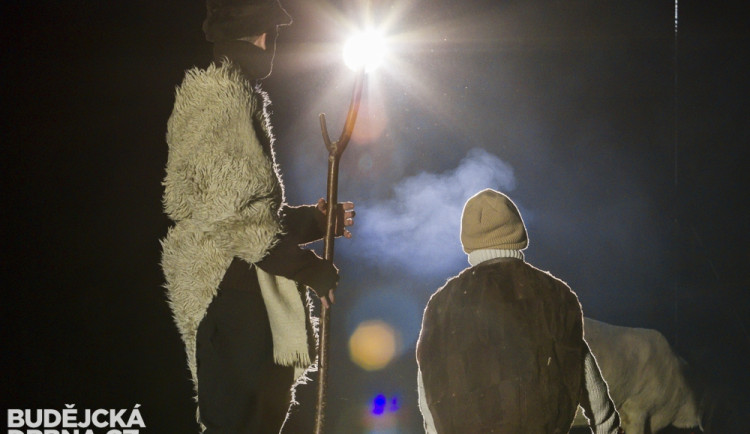 Živý betlém na Piaristickém náměstí v Českých Budějovicích