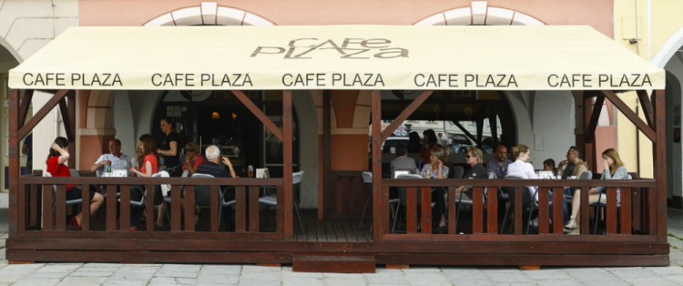 Cafe Plaza