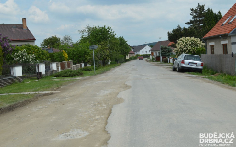 Roudné
