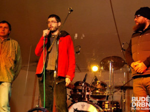 Slova díků a osvětu o akci přednesli zástupci Hnutí DUHA