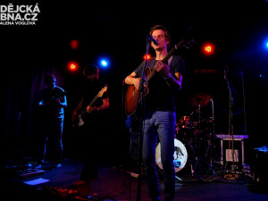 Zrní a Korben Dallas v Café Klubu Slavie