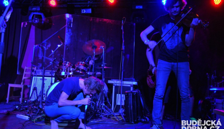 Zrní a Korben Dallas v Café Klubu Slavie