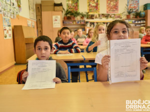 Předávání pololetních vysvědčení