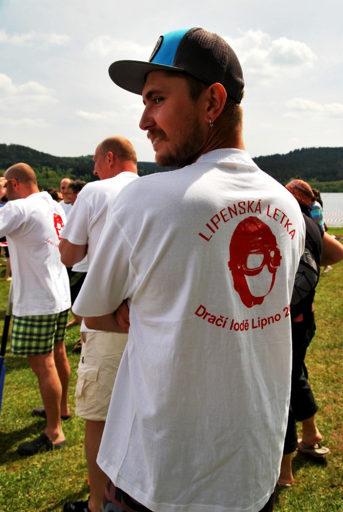 Dračí lodě na Lipně