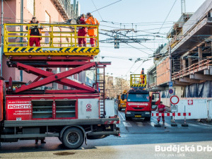 Stavba IGY uzavřela Pekárenskou ulici