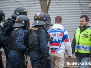 Policejní cvičení v Budvar aréně