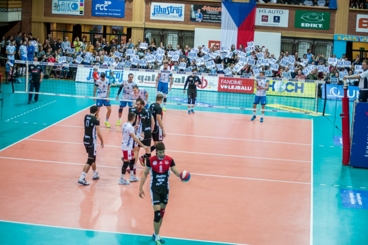 Jihostroj slaví po třech letech titul