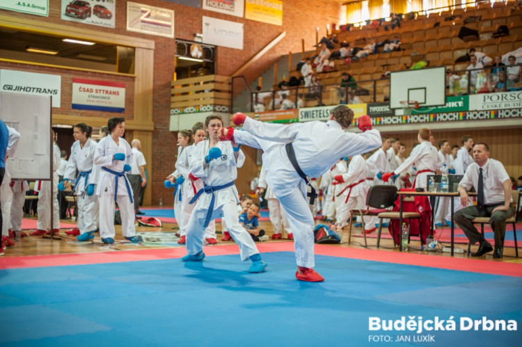Sparing Camp 8