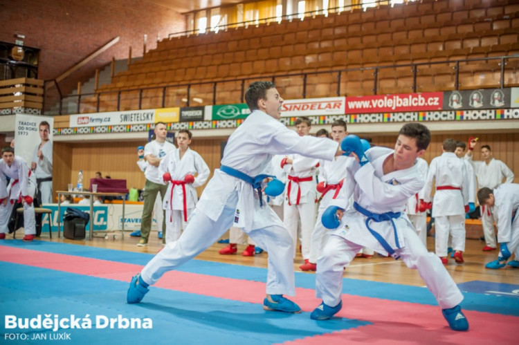 Sparing Camp 8