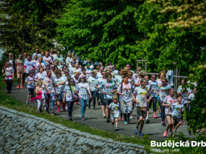 Barvám neutečeš 2017