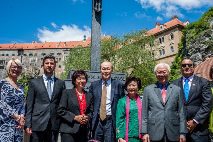 Singapurský prezident navštívil Český Krumlov