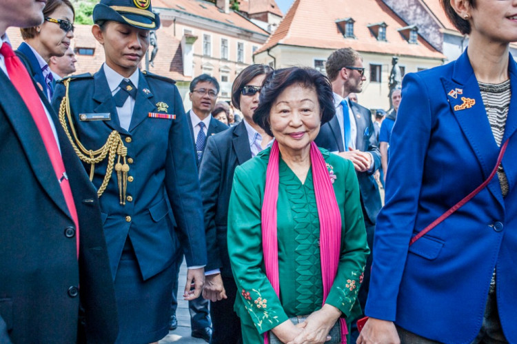 Singapurský prezident navštívil Český Krumlov