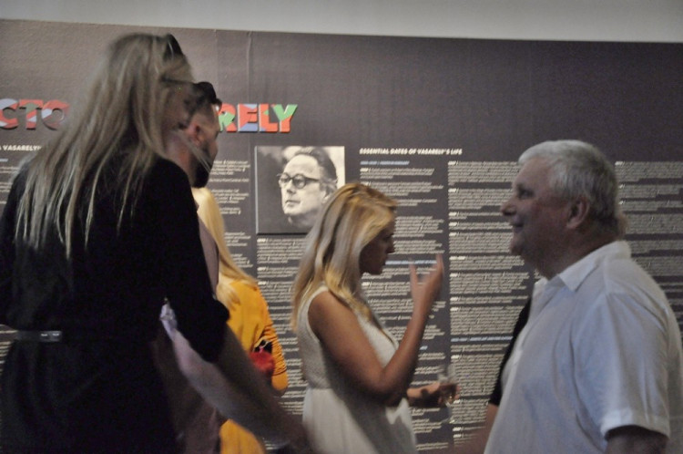 Vernisáž zahájila výstavu Victora Vasarelyho v Alšově jihočeské galerii