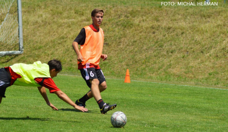 Juniorka SK Dynamo zahájila přípravu na sezonu 2017/2018