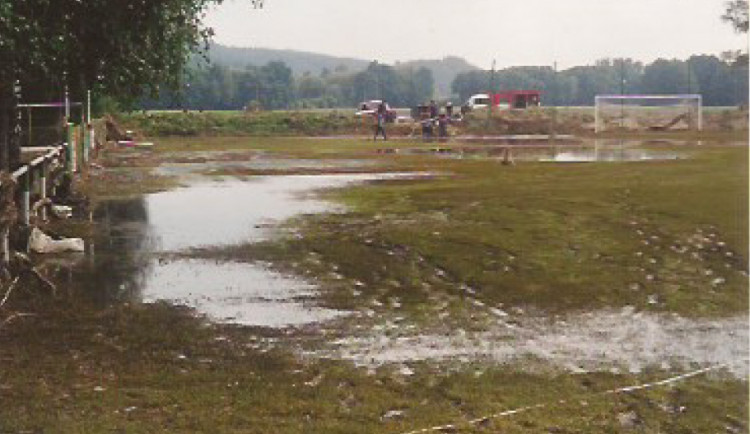 Roudné muselo po povodni v roce 2002 vybudovat nový areál. Starý opustilo