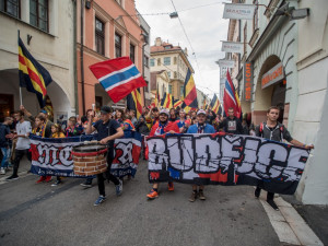 Průvod fanoušků Motoru