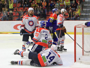 Peter Galamboš vystřelil v prodloužení Motoru bonusový bod