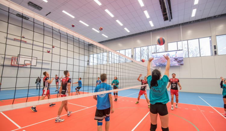 Otevření nové tělocvičny ZŠ Oskara Nedbala