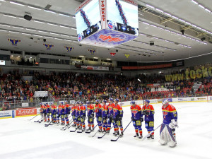 Motor drží domácí neporazitelnost