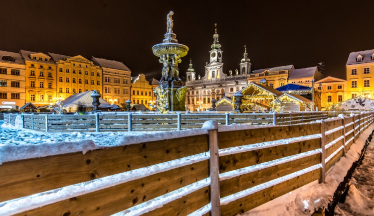 Noční České Budějovice pod sněhem 2017