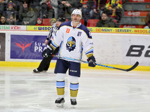 Naposledy 23. prosince 2012 při poslední výluce NHL se Jaromír Jágr představil v dresu Kladna na českobudějovickém ledě. Jeho návrat po více než pěti letech však trval jen pár sekund